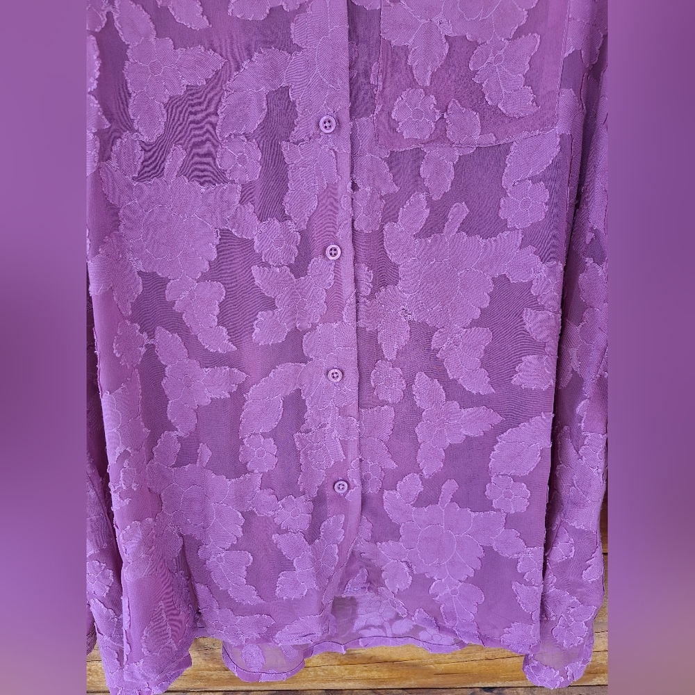 Lace button down blouse - Picture 4 of 12